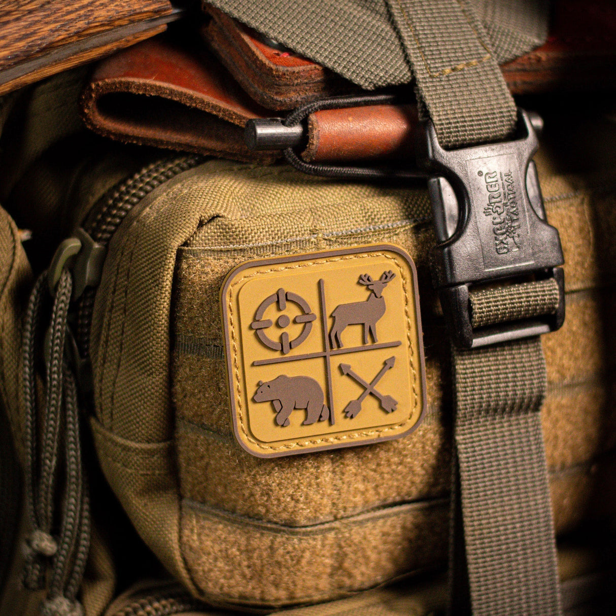 4 Pillars of Survival Patch: Desert Tan