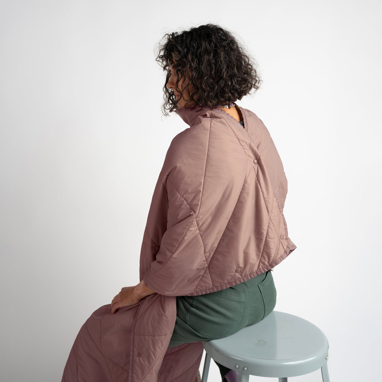 Layover™ XL Travel Blanket - Packable & Puffy | Quartz