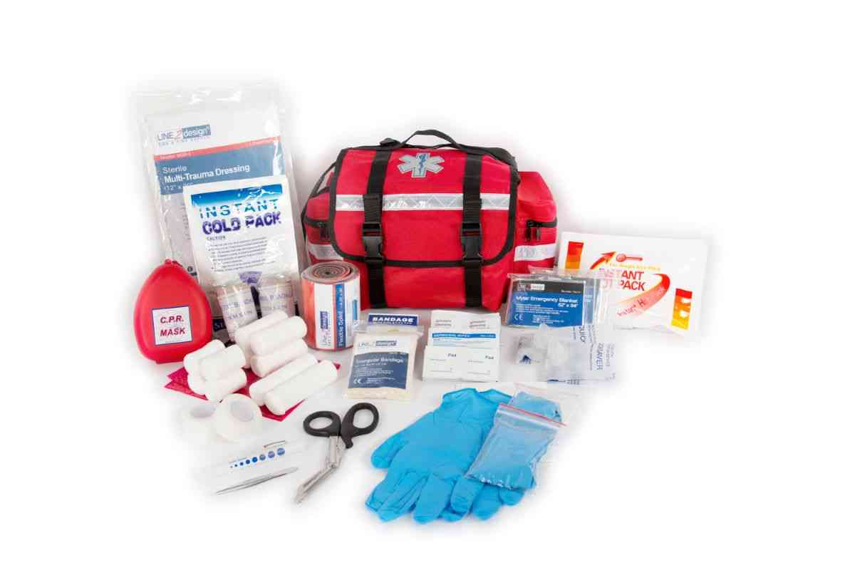 LINE2design Emergency Medical First Responder First Aid Kit