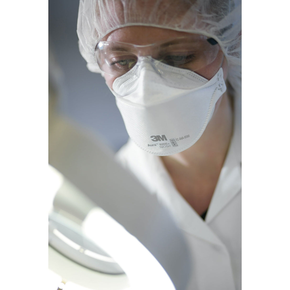 3M 440pcs Aura 9205+ Particulate Respirator N95 Face Mask, Regular Size, Individually wrapped & Flat Fold