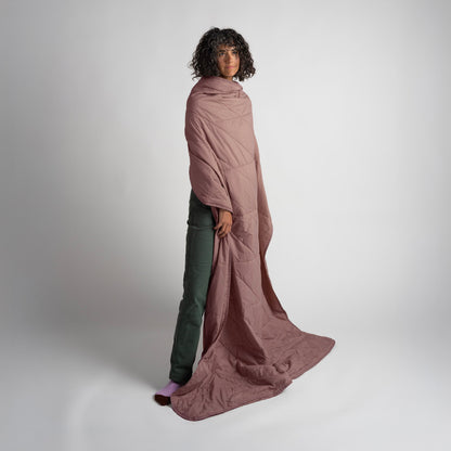 Layover™ XL Travel Blanket - Packable & Puffy | Quartz
