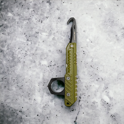 Ultimate Rescue Companion: 3-in-1 Foldable Seatbelt Cutter, Window Breaker, and Knuckle Protector – Your Lifesaving Tool in Emergencies